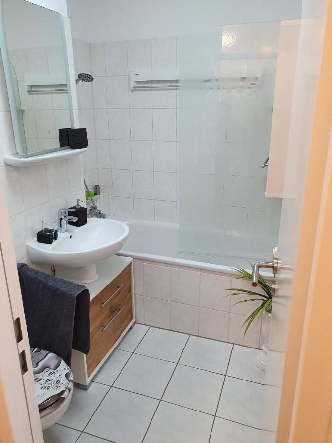 Exklusivwohnung Leipzig Flughafen Landsberg  エクステリア 写真